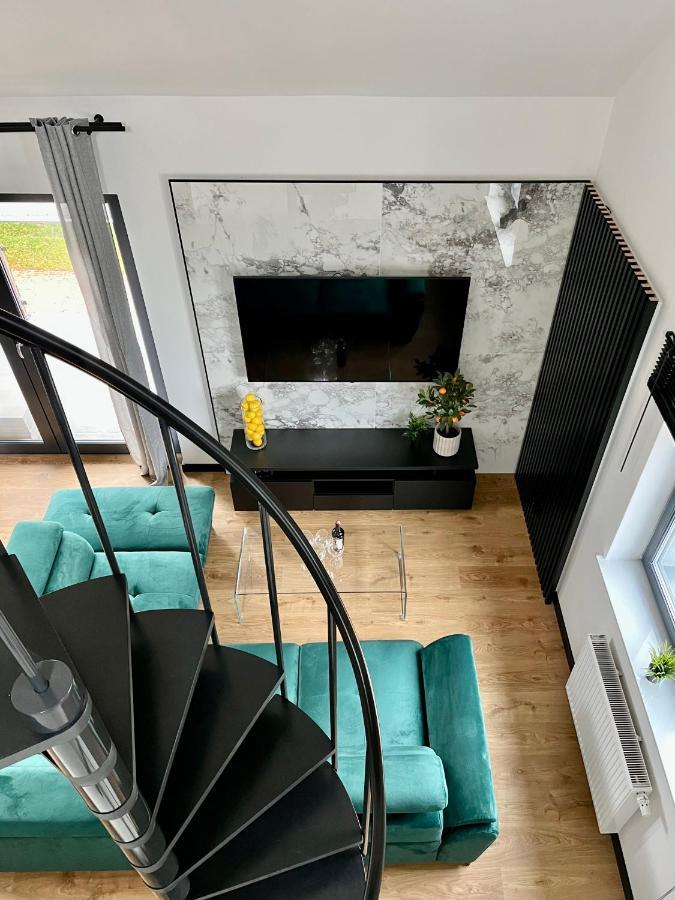 Apartamenty Maxa Czornyja Jelenia Gora Dış mekan fotoğraf