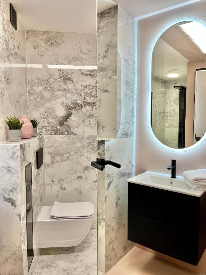 Apartamenty Maxa Czornyja Jelenia Gora Dış mekan fotoğraf