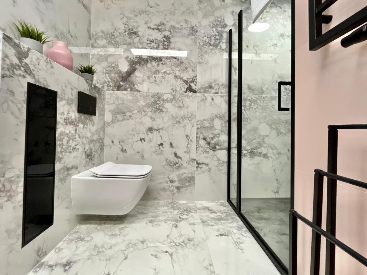 Apartamenty Maxa Czornyja Jelenia Gora Dış mekan fotoğraf