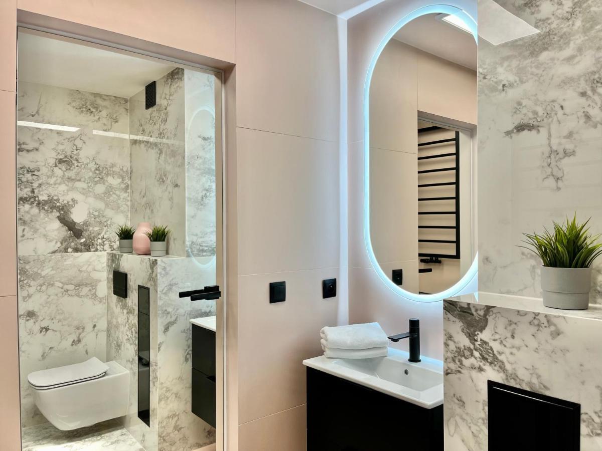 Apartamenty Maxa Czornyja Jelenia Gora Dış mekan fotoğraf